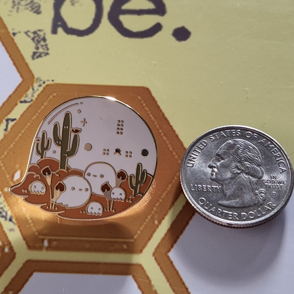 Ghost Full of Desert Ghosts Pin - Picture 2 of 6